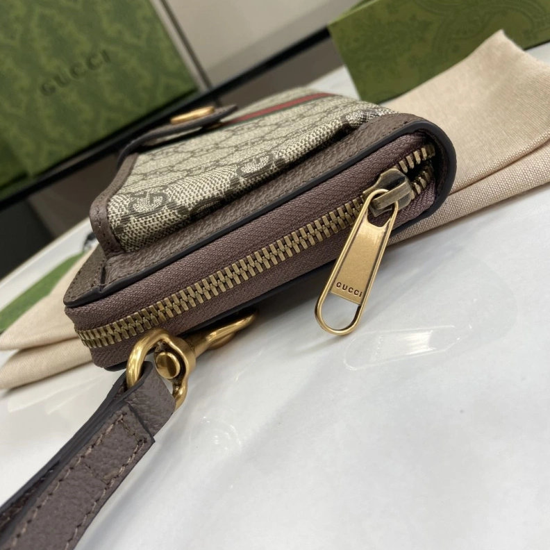 Gxccx Wallets & Purse Sleek 35096