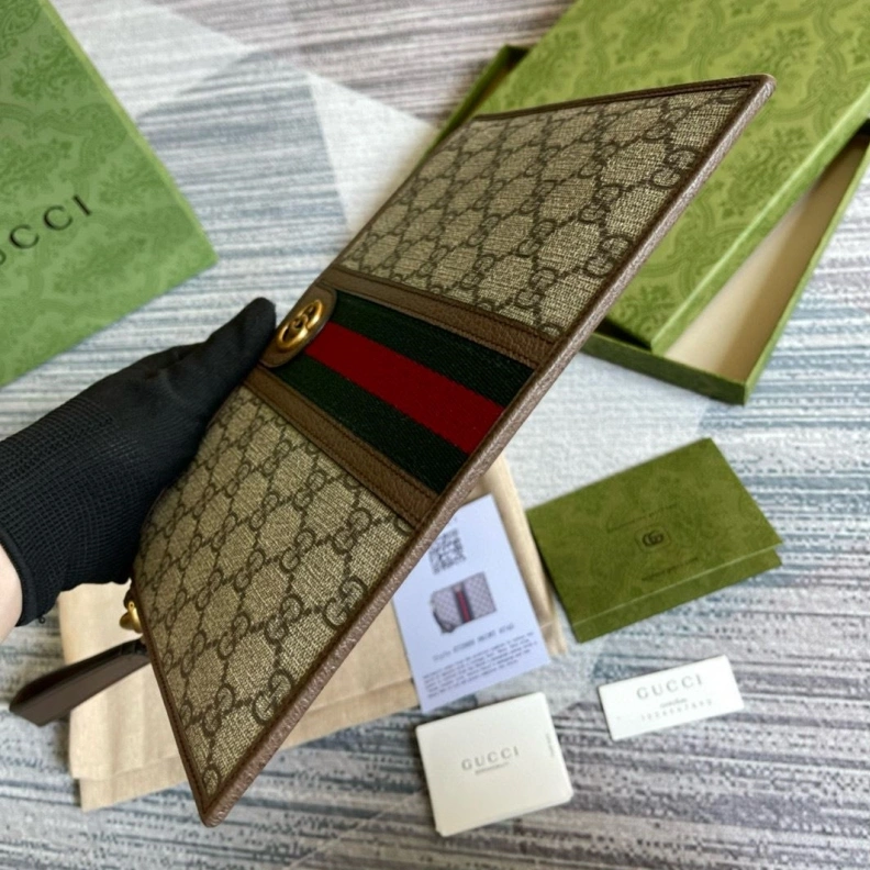 Stylish Gxccx Clutch Bags 38151