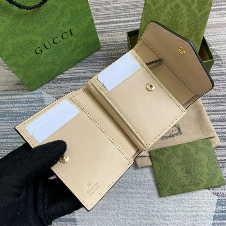 Gxccx Wallets & Purse UrbanStyle 35103
