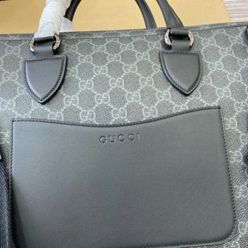 EyeCatching Mens Gxccx Briefcases 34779