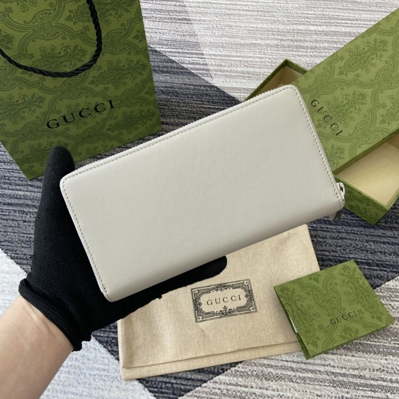 Fashionable Gxccx Wallets & Purse 35031