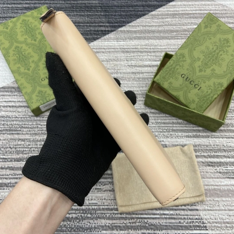 Flexible Gxccx Wallets & Purse 35024