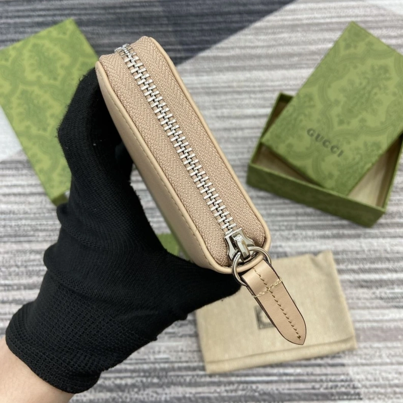 Flexible Gxccx Wallets & Purse 35024