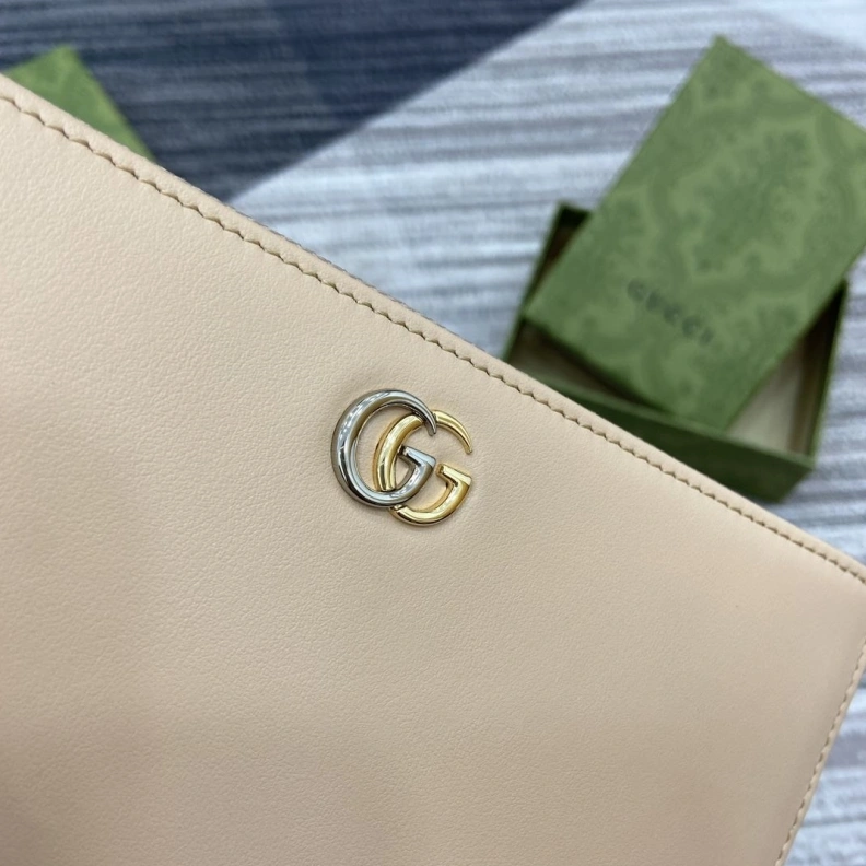 Flexible Gxccx Wallets & Purse 35024