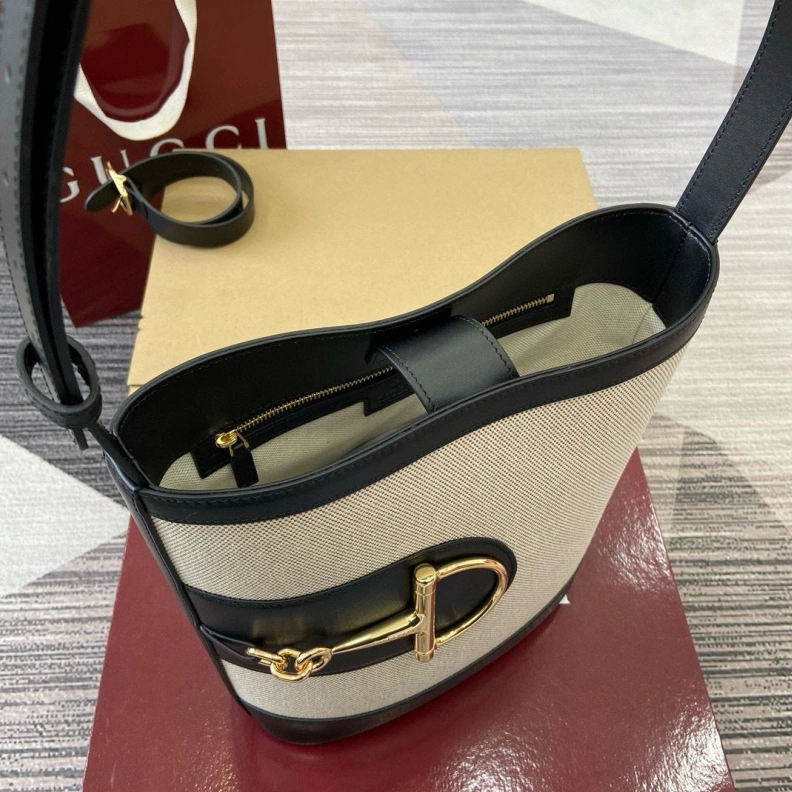 Comfortable Gxccx Top Handle Bags 36238