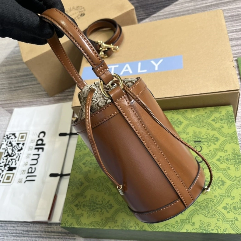 Gxccx Bucket Bags Efficient 38184