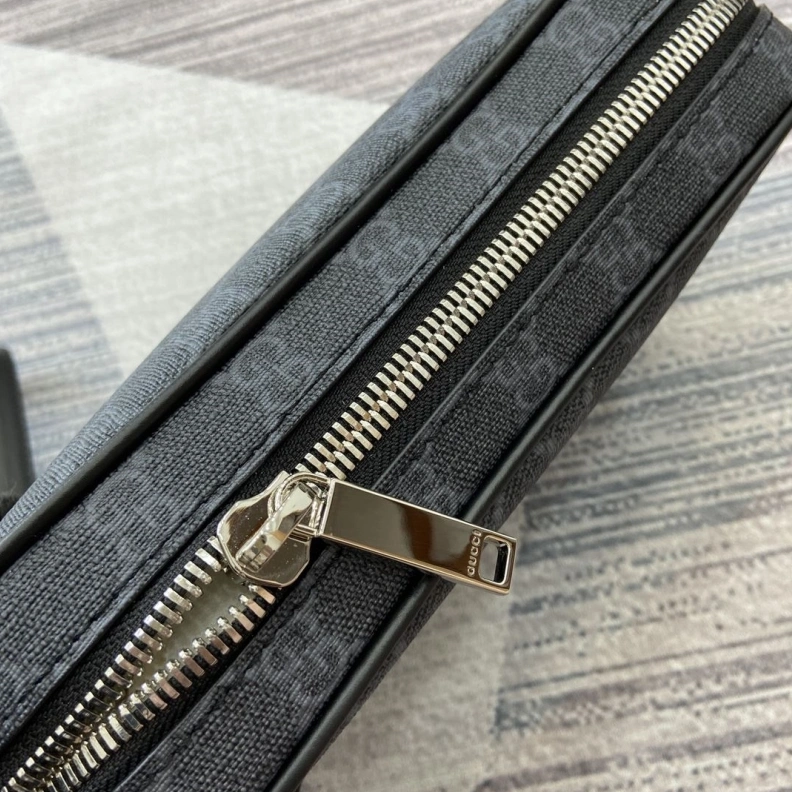 Bold Gxccx Clutch Bags 38153