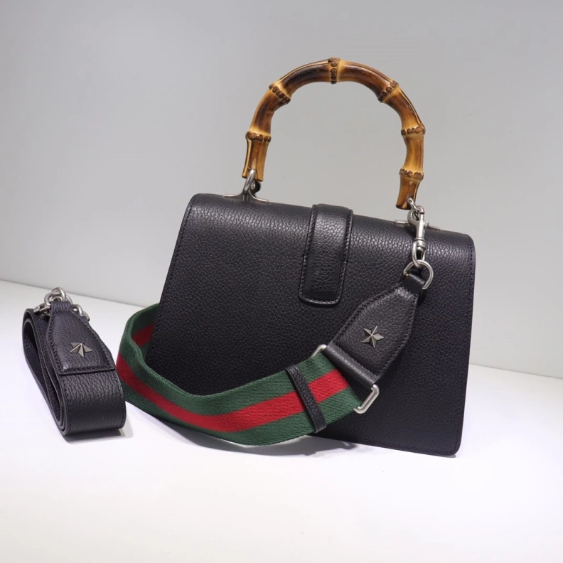 Comfortable Gxccx Top Handle Bags 36186