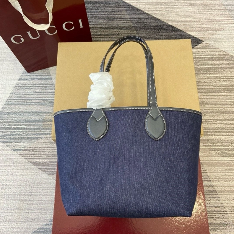 Compact Gxccx Shopping Bags 36676