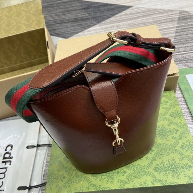 Elegant Gxccx Satchel Bags 37574