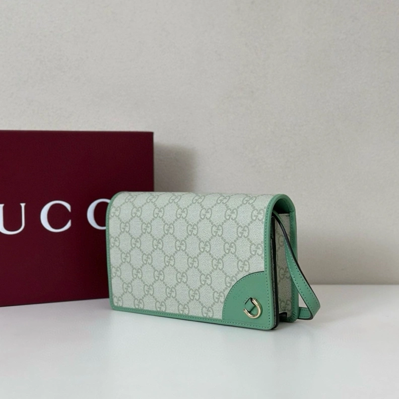 Compact Gxccx Wallets & Purse 35003