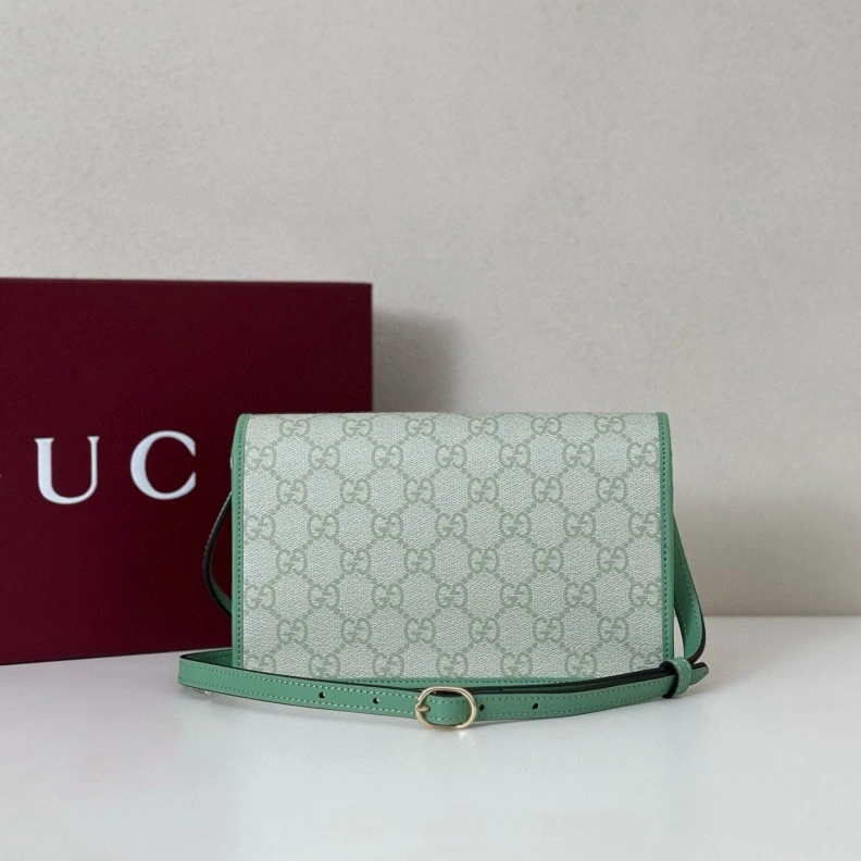 Compact Gxccx Wallets & Purse 35003