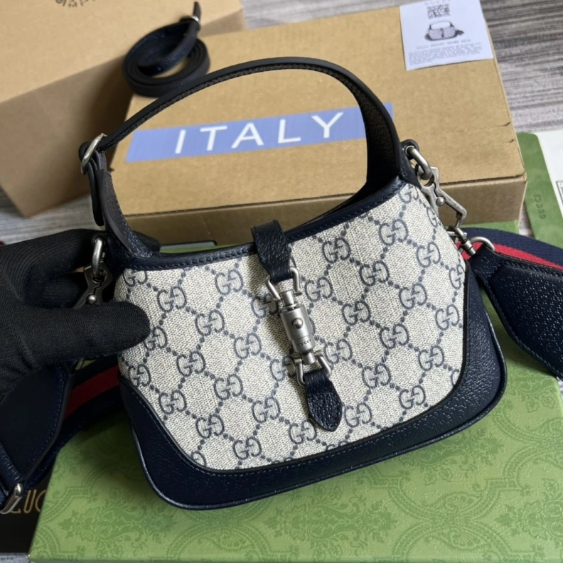 Versatile Gxccx Top Handle Bags 36134