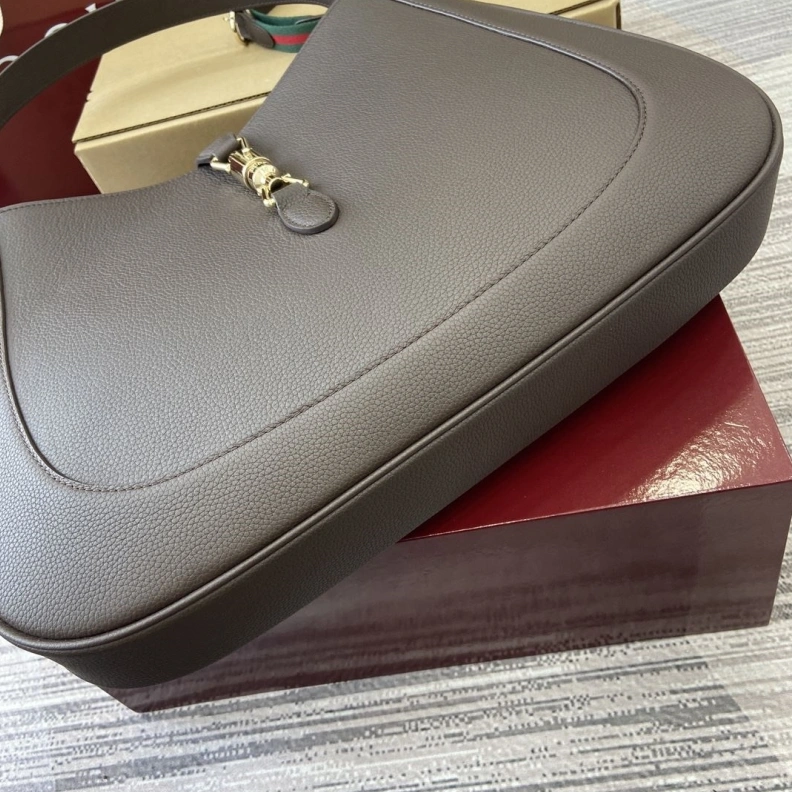 Comfortable Gxccx Top Handle Bags 36110