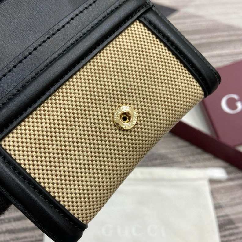 Functional Gxccx Wallets & Purse 34978