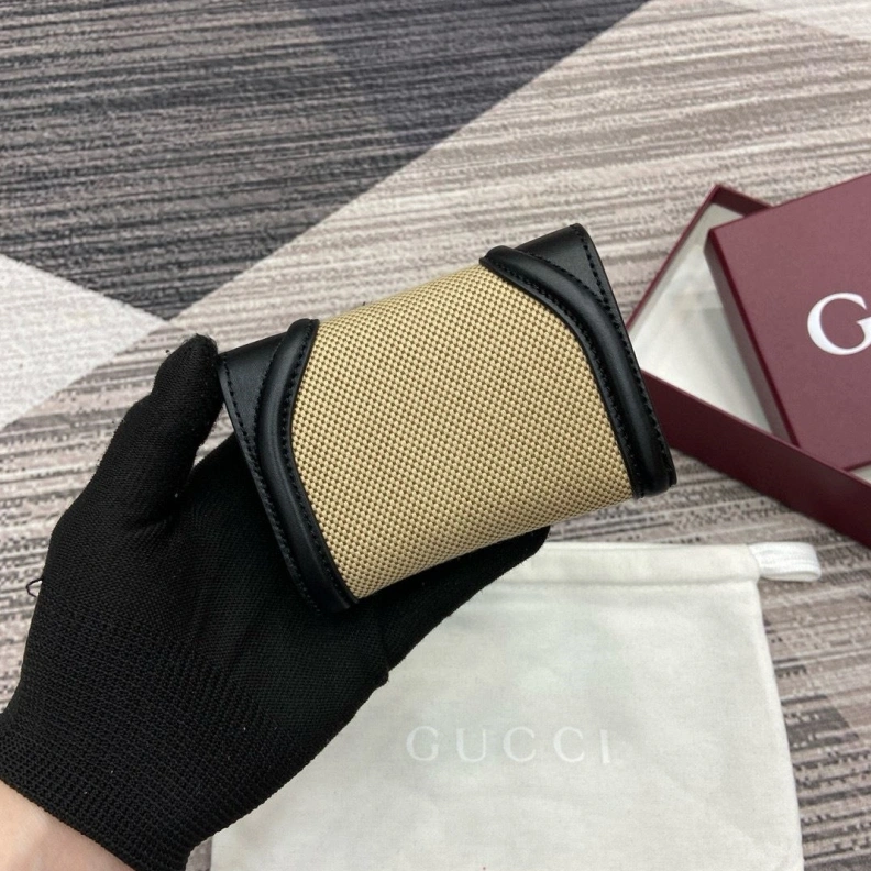 Functional Gxccx Wallets & Purse 34978