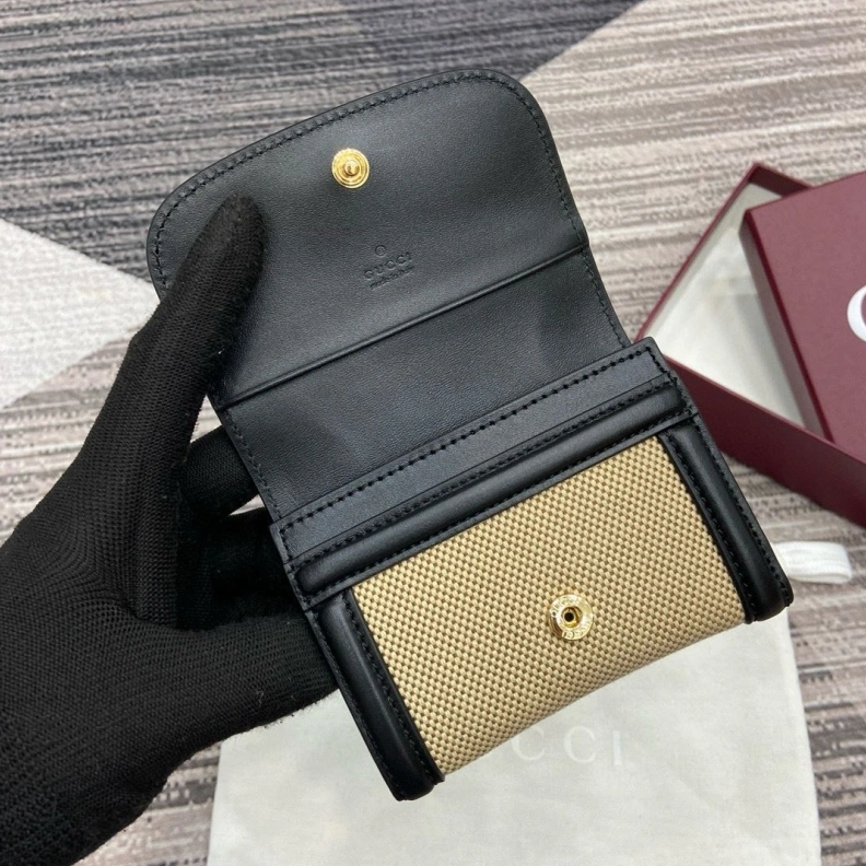 Functional Gxccx Wallets & Purse 34978