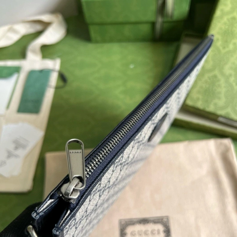 Reliable Gxccx Clutch Bags 38150