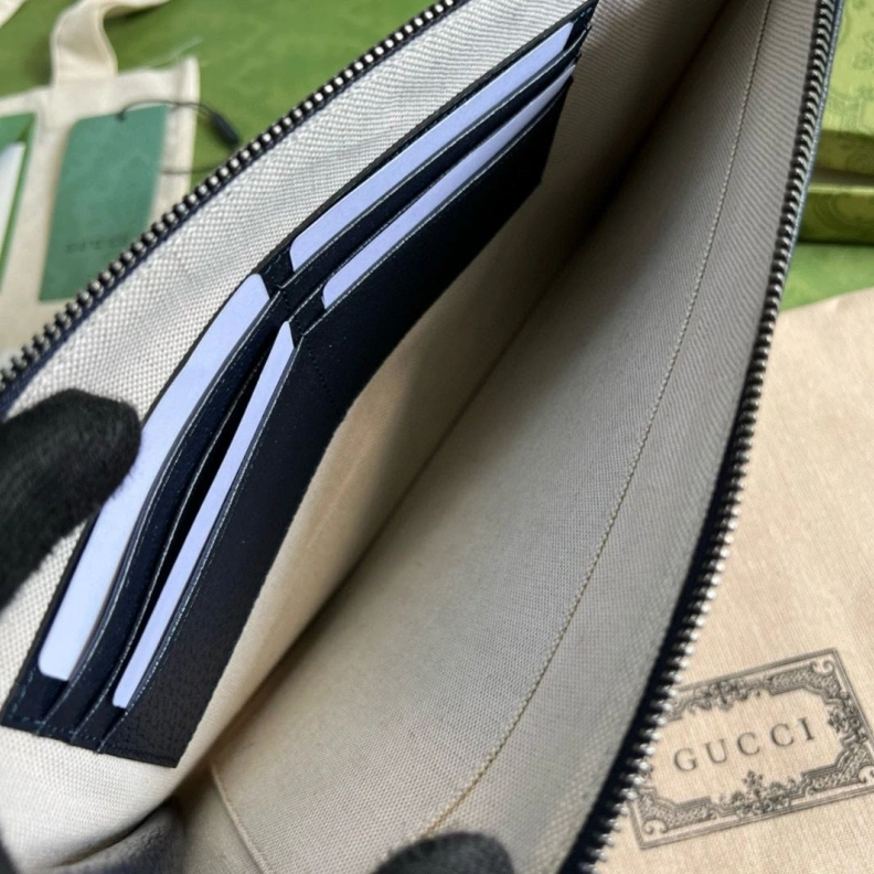 Reliable Gxccx Clutch Bags 38150