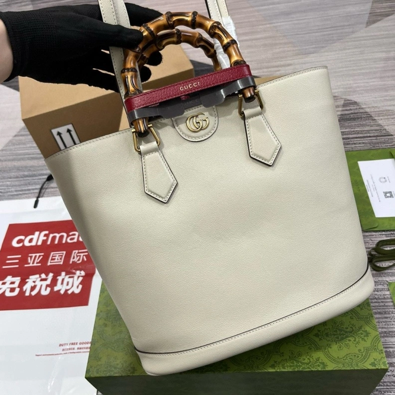 Gxccx Shopping Bags Vibrant 36655