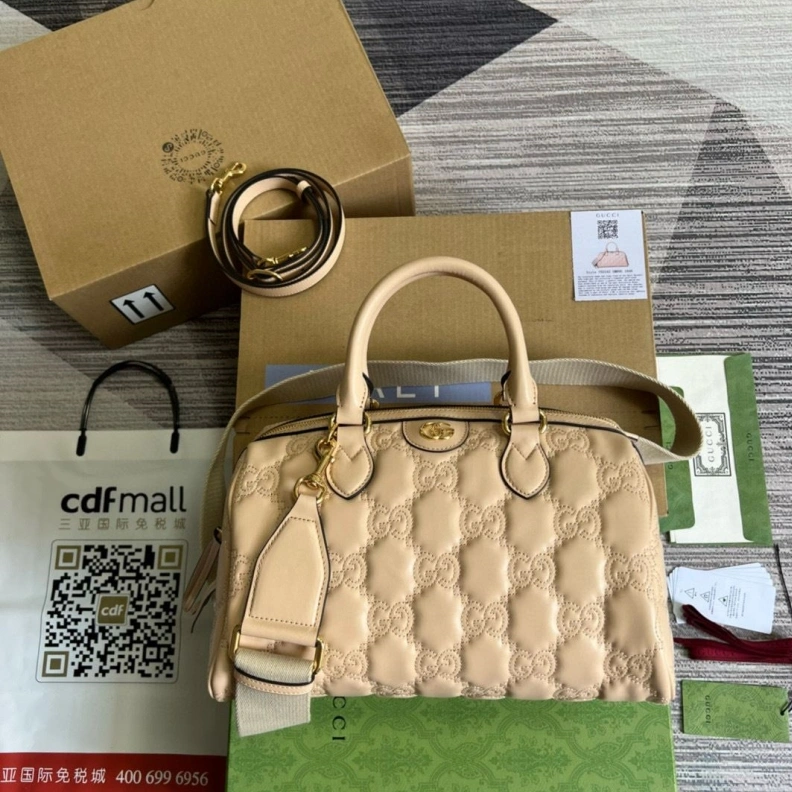 Resilient Gxccx Top Handle Bags 36004