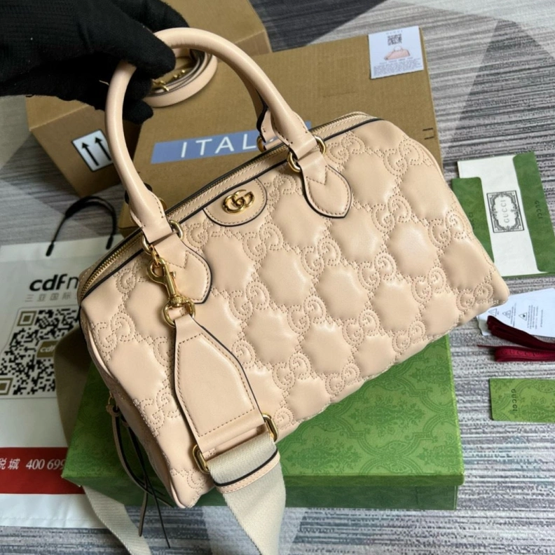 Resilient Gxccx Top Handle Bags 36004