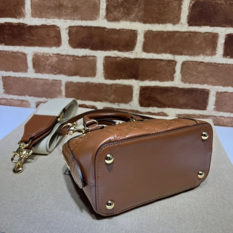 Resilient Gxccx Top Handle Bags 35999