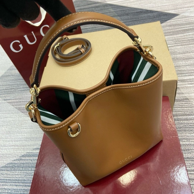 Comfortable Gxccx Bucket Bags 38188