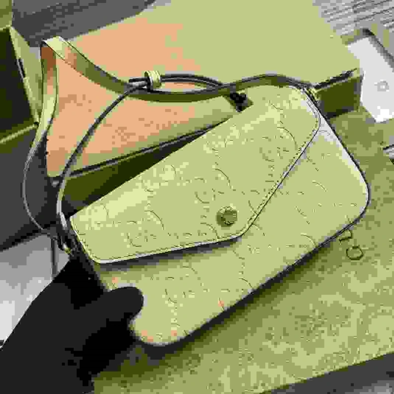 Bold Gxccx Satchel Bags 37423