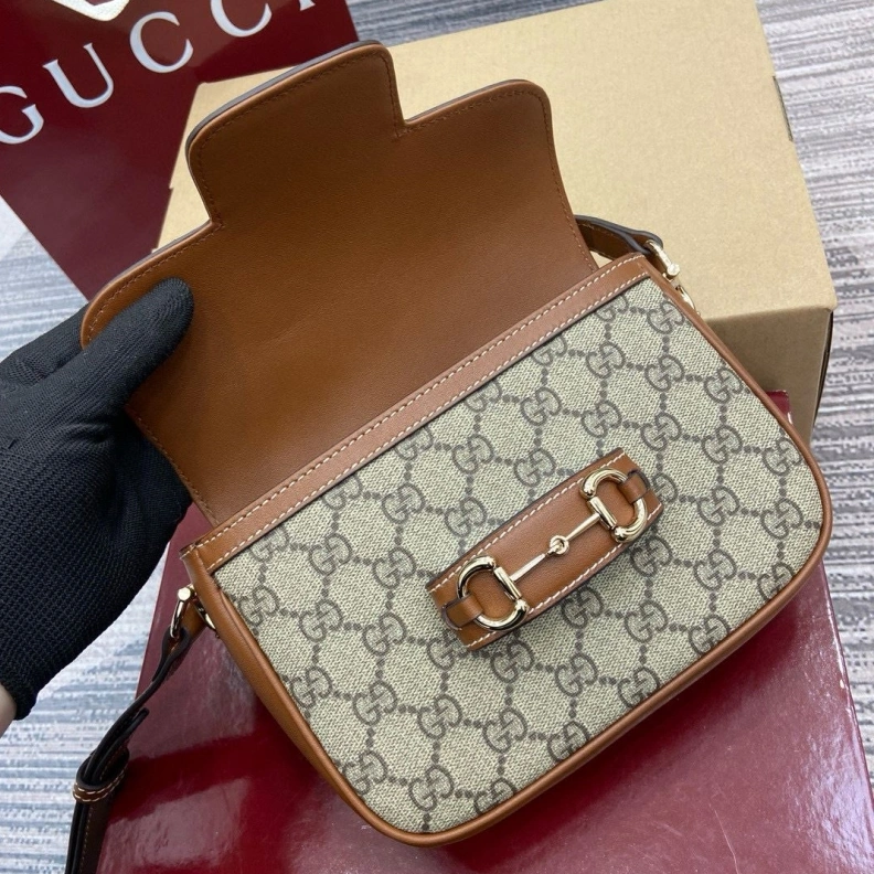 Gxccx Satchel Bags Vibrant 37415