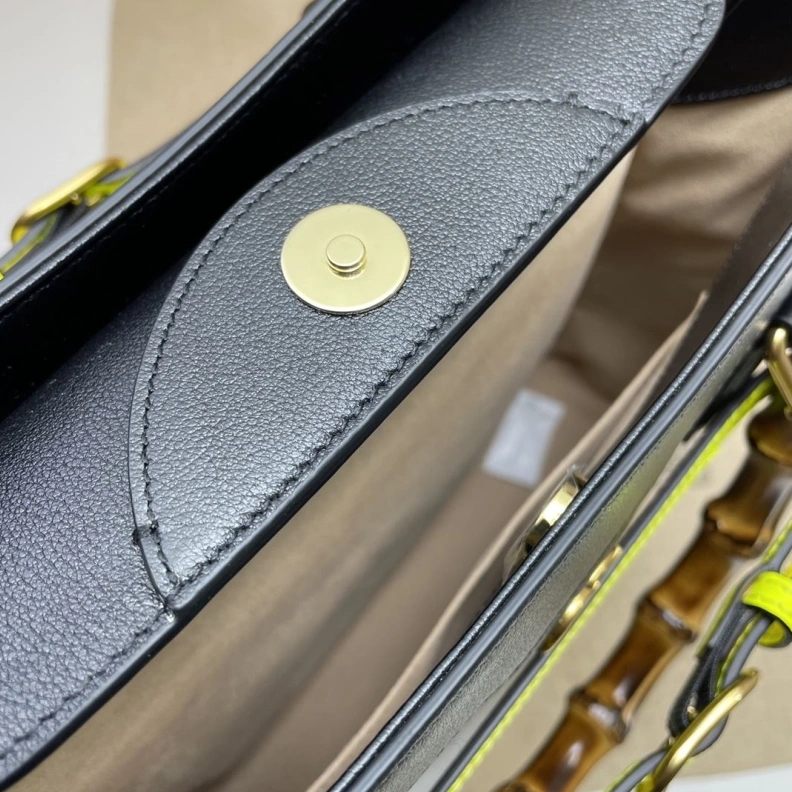 Comfortable Gxccx Top Handle Bags 35962
