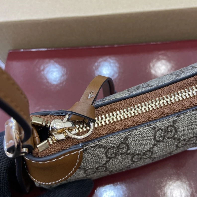 Gxccx Top Handle Bags ModernLook 35929