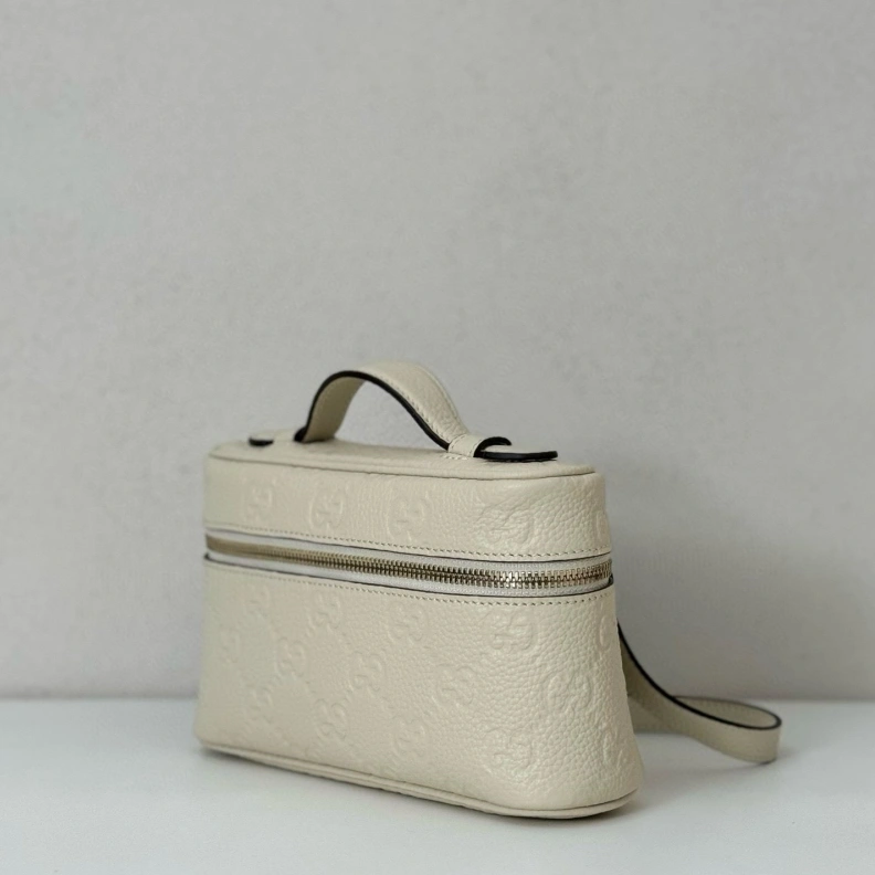 Refined Gxccx Cosmetic Bags 38097