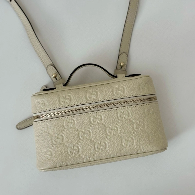 Refined Gxccx Cosmetic Bags 38097