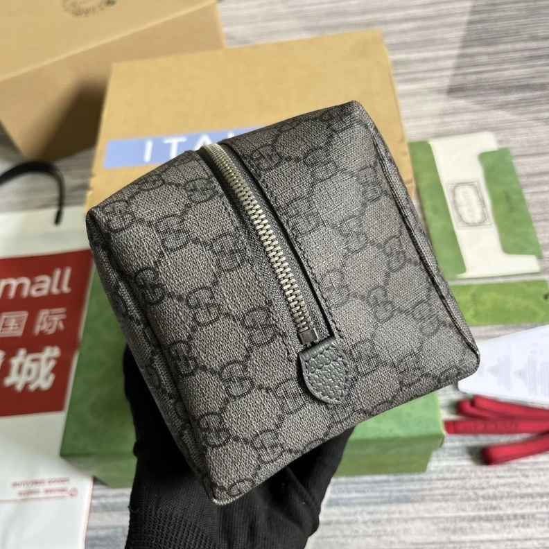 WellDesigned Gxccx Clutch Bags 38108