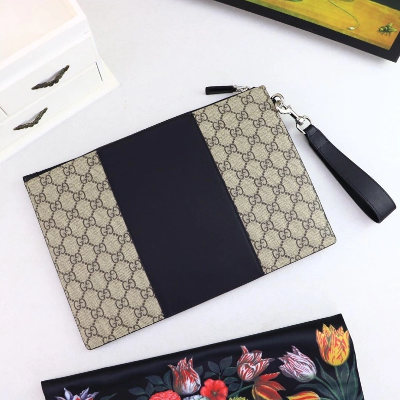 Elegant Gxccx Clutch Bags 38104