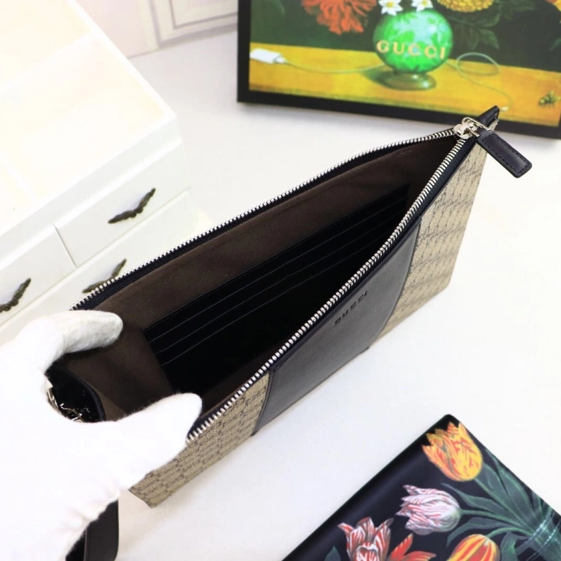 Elegant Gxccx Clutch Bags 38104