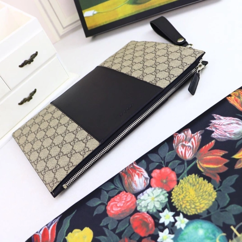 Elegant Gxccx Clutch Bags 38104