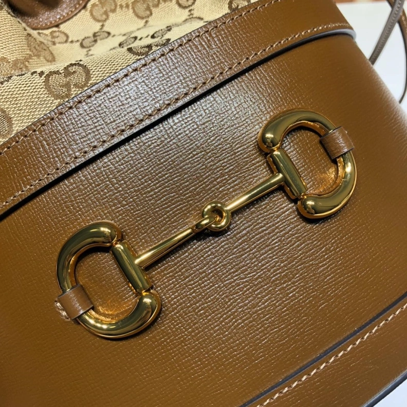 Gxccx Bucket Bags Popular 38194