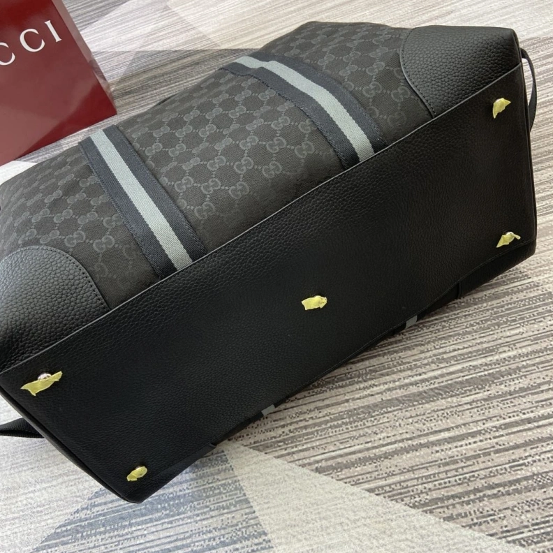 Vibrant Gxccx Travel Bags 35343