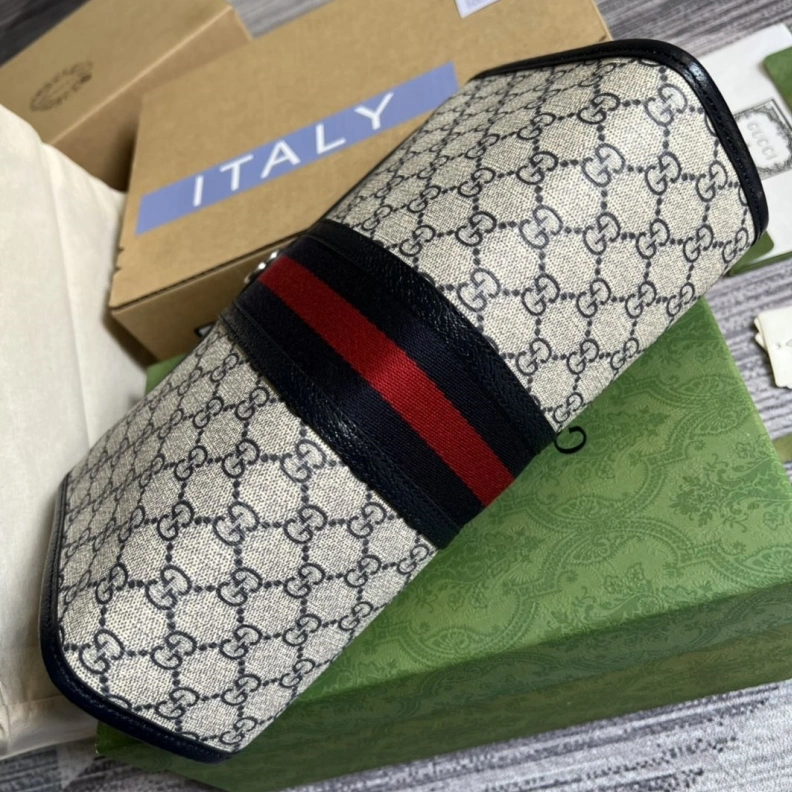 Comfortable Gxccx Clutch Bags 38136