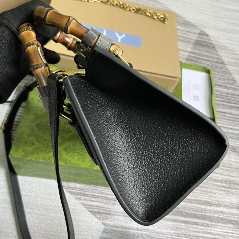 AllSeason Gxccx Top Handle Bags 35849