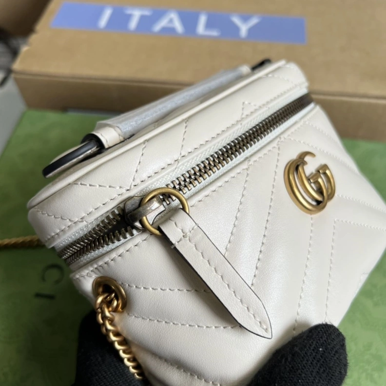 Versatile Gxccx Cosmetic Bags 38043