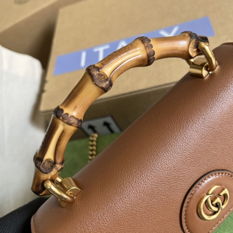 Comfortable Gxccx Top Handle Bags 35809