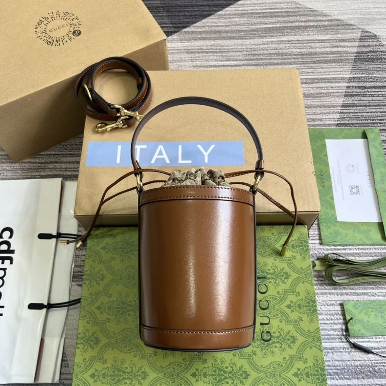 Minimalist Gxccx Round Bags 38011