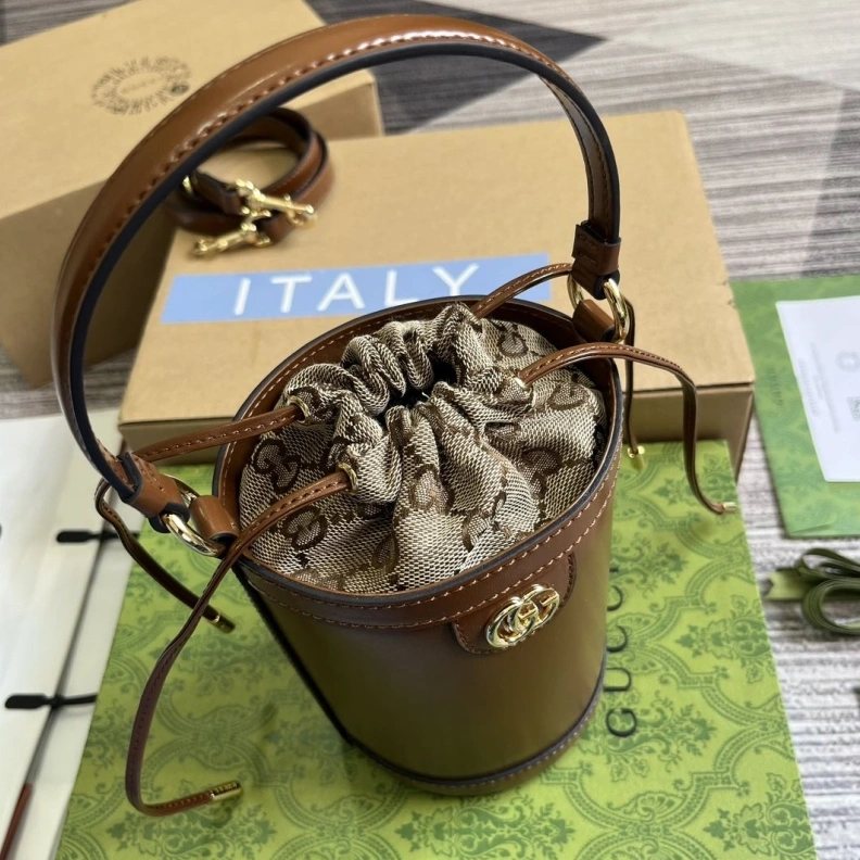 Minimalist Gxccx Round Bags 38011