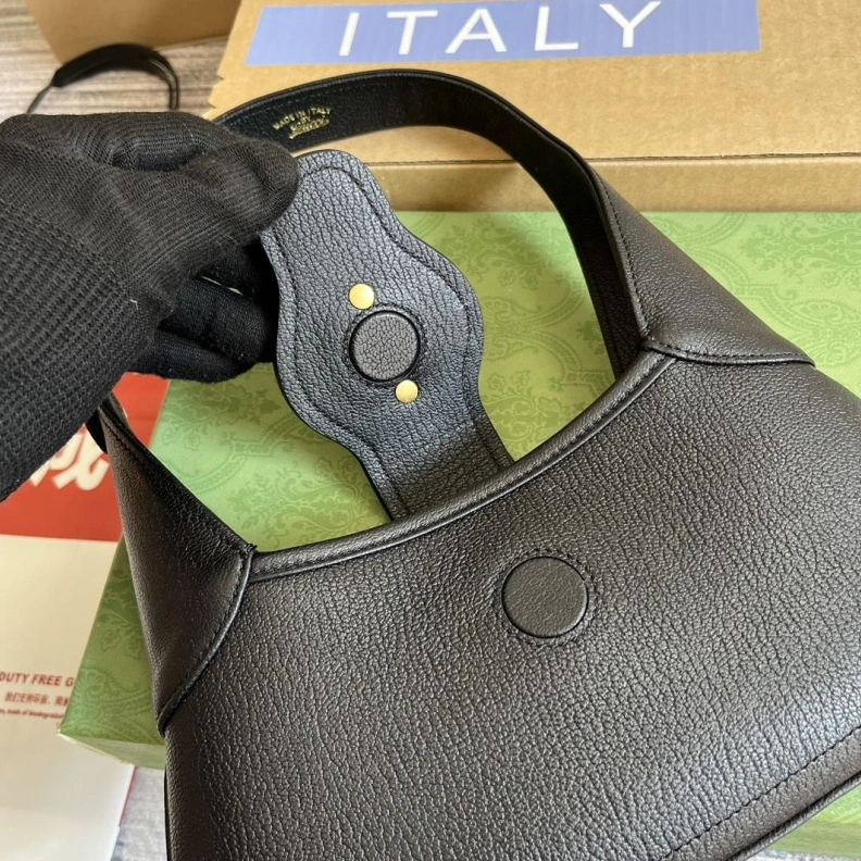 Versatile Gxccx Top Handle Bags 35797