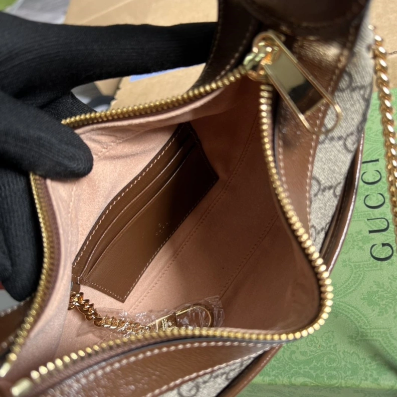 StreetReady Gxccx Top Handle Bags 35787