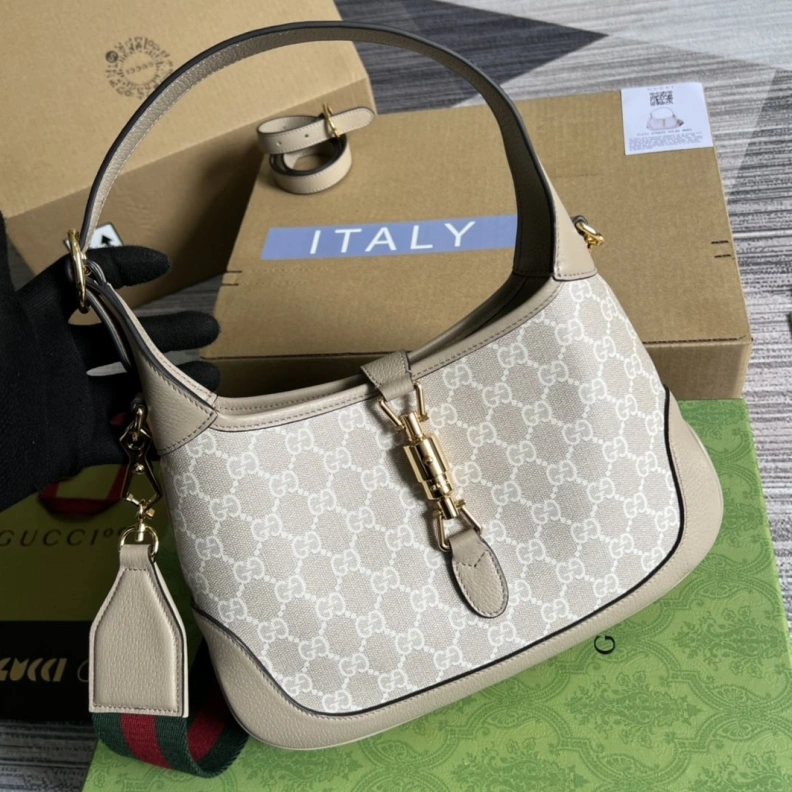 Fashionable Gxccx Top Handle Bags 35778