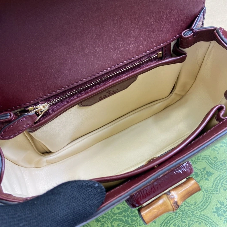 WellDesigned Gxccx Top Handle Bags 35714